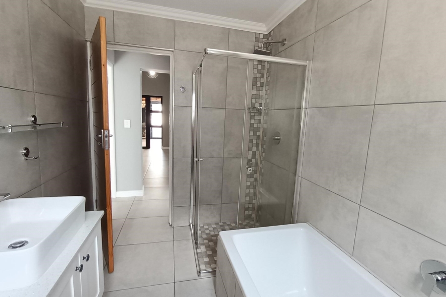 3 Bedroom Property for Sale in Sunset Estate Western Cape